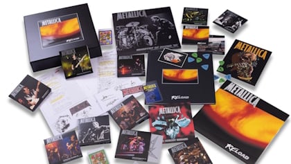METALLICA To Release 'ReLoad (Remastered)' Limited-Edition Deluxe Box Set