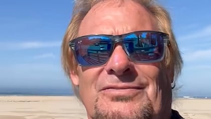 MICHAEL ANTHONY: EDDIE And ALEX VAN HALEN 'Had This Bond That Was Unlike Any Bond I Had Ever Seen Brothers Have'