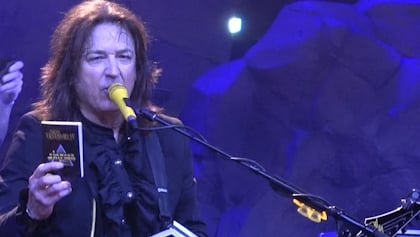 STRYPER's MICHAEL SWEET: 'Tossing Out Bibles' During Concerts Is 'One Of The Most Important And Integral Parts Of What We Do'