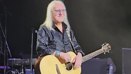 Watch: MICK BOX Rejoins URIAH HEEP On Stage During 'Rock Legends Cruise XIII'