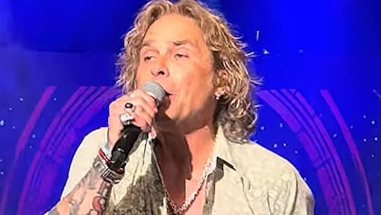 Ex-WHITE LION Singer MIKE TRAMP Is Celebrating His 50th Year As A Musician: 'Rock And Roll Does Not Have An Expiration Date'