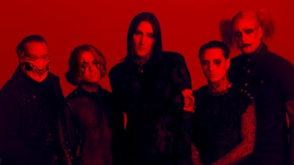 MOTIONLESS IN WHITE Announces Fall 2026 U.S. Tour With DAYSEEKER, THE DEVIL WEARS PRADA And DARK DIVINE
