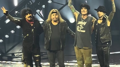 motleycruevegasopeningsept2025_420x237.jpg