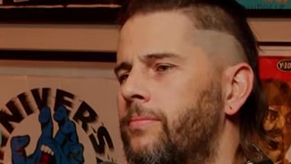 AVENGED SEVENFOLD's M. SHADOWS On Changes In Music Industry: 'Everything Has Been Blown To Bits'