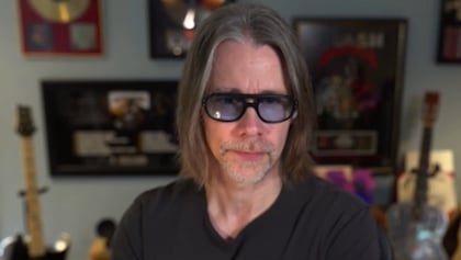 MYLES KENNEDY Says Singing 'Crazy Train' In Front Of OZZY OSBOURNE Was 'Fun But Intimidating'