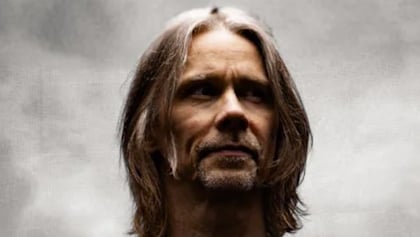 MYLES KENNEDY: 'There's Not An Ounce Of Politics On Any' Of The Songs On New ALTER BRIDGE Album
