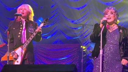 Watch HEART Perform In Thackerville, Oklahoma During 2026 'Royal Flush' Tour