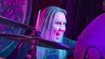 Watch: IRON MAIDEN's NICKO MCBRAIN Kicks Off 2026 TITANIUM TART Mini-Tour In Sanford, Florida