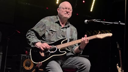 Founding SAXON Guitarist PAUL QUINN Announces U.K. Acoustic Tour, Shows In The Netherlands With THE CARDS