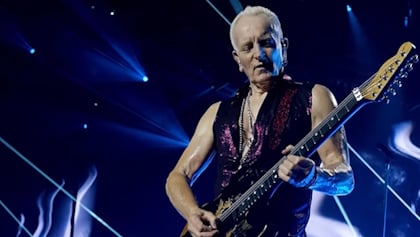 PHIL COLLEN On Upcoming Official DEF LEPPARD Documentary: The Stuff The Director Has 'Captured Is Mind-Blowing'