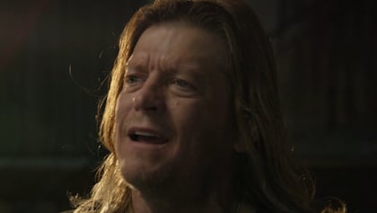 PUDDLE OF MUDD Releases Music Video For 'Free' From 'Kiss The Machine' Album