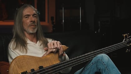 PANTERA's REX BROWN Partners With SPECTOR For New Signature Bass