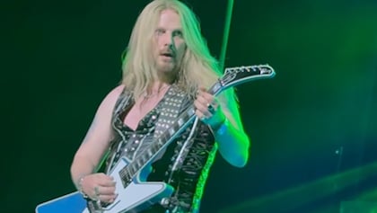 RICHIE FAULKNER: ‘I Joined JUDAS PRIEST On The Band’s ‘Farewell’ Tour And I’m Still Here 15 Years Later’