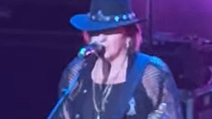 Watch: RICHIE SAMBORA Performs BON JOVI Classics With KINGS OF CHAOS In Rancho Mirage, California