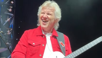 TRIUMPH's RIK EMMETT: 'I Can't Do What I Did When I Was In My Thirties; There Are Certain Notes That I Just Can't Hit'