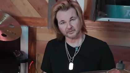 RIKKI ROCKETT On Possibility Of Hiring New Singer For POISON: 'It's Not Out Of The Question, But It's Not Something I Love The Idea Of'