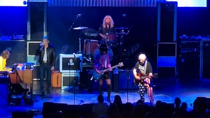 Watch: ROBBY KRIEGER Joined By PERRY FARRELL, STEVEN ADLER, DERYCK WHIBLEY, Others At ’60th Anniversary Doors Celebration’