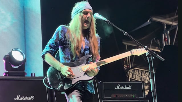 TNT Guitarist RONNI LE TEKRØ Is 'Receiving Treatment' For 'A Serious Medical Condition'