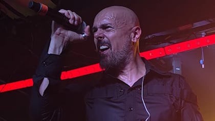 Ex-KAMELOT Vocalist ROY KHAN Admits He No Longer Sings 'A Lot Of The Songs' Live In The Same Key As He Did 'Back In The Day'