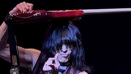 RUDY SARZO Talks New Solo Music: 'Within The Next Couple Of Weeks I'm Gonna Be Releasing It'