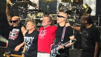 See SAMMY HAGAR's Entire 'The Best Of All Worlds' 2026 Residency Kick-Off Concert
