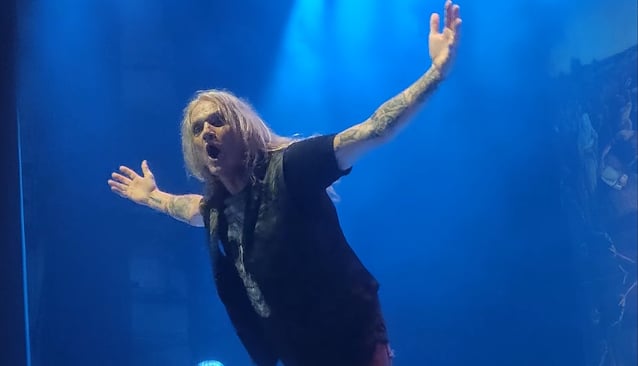 Watch: SEBASTIAN BACH Performs SKID ROW's Entire 'Slave To The Grind' Album In Melbourne, Australia