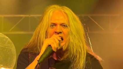 SEBASTIAN BACH Says The First Three TWISTED SISTER Shows With Him On Vocals Were 'Incredible'