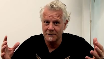 New IRON MAIDEN Drummer SIMON DAWSON: 'I Can't Say How Much I Appreciate The Support I've Had From The Fans'