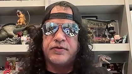 SLASH Says GUNS N' ROSES Was 'Talking About' Doing Las Vegas Sphere Residency But Opted Against It
