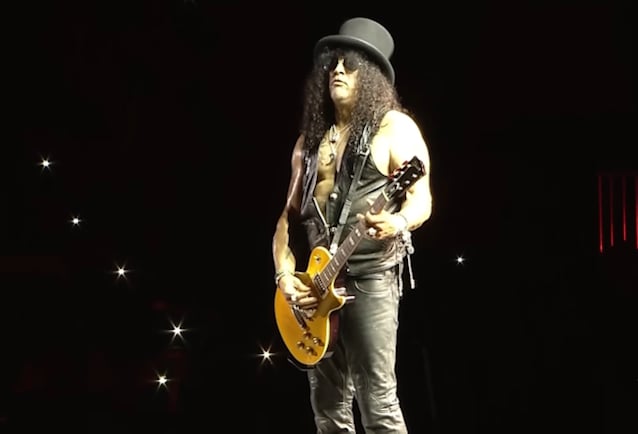 SLASH Talks New GUNS N' ROSES Music: 'The Next Record That We're Gonna Do Is Gonna Be All New Original Stuff'