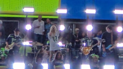 Watch: SOUNDGARDEN Performs With TAYLOR MOMSEN And MIKE MCCREADY During Halftime Of SEATTLE SEAHAWKS Season Opener