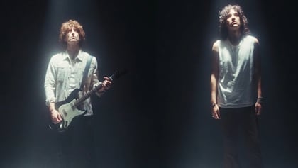 STANLEY SIMMONS, Featuring Sons Of KISS's PAUL STANLEY And GENE SIMMONS, Shares Music Video For New Single 'Cold