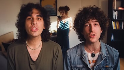 STANLEY SIMMONS, Featuring Sons Of KISS's PAUL STANLEY And GENE SIMMONS, Shares Fifth Single 'Don't Leave Me Here Like That'