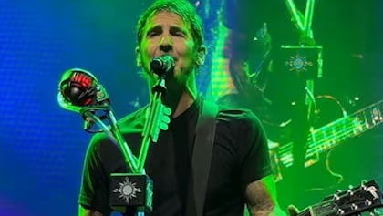 SULLY ERNA Confirms There Will Be New GODSMACK Music: 'It Just Won't Be With All The Original Members Anymore'