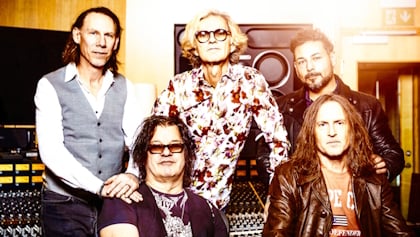 THE FLOWER KINGS Announce 18th Studio Album 'Hope', Share First Single 'In A World Of Fools'