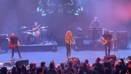 THE GATHERING's Reunited 'Mandylion' Lineup Doesn't Have 'Any Plans For The Future' Beyond 2026 Tour