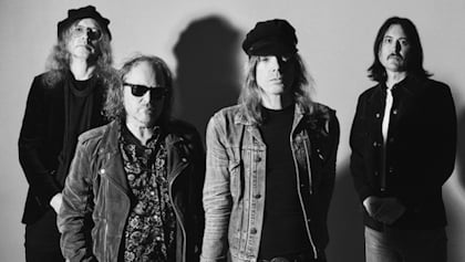 THE HELLACOPTERS Announce Permanent Split With Founding Guitarist DREGEN Due To His Hand Injury