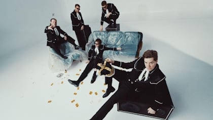 THE HIVES Share Stop-Motion Animation Video For 'Roll Out The Red Carpet'