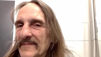EXODUS's TOM HUNTING: 'I'm Almost At The Five-Year Point Now Of Being Without Cancer'