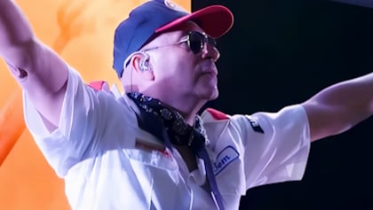 TOM MORELLO Fires Back At Critics Who Say Musicians Should Not Be Involved In Politics: 'Why Should You Give Away Your Free Speech Rights In The Job That You Do?'