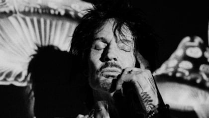 MÖTLEY CRÜE's TOMMY LEE Releases Music Video For New Song 'Stupid World' From 'Tommyland Rides Again' Album
