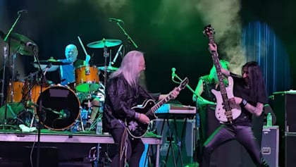 DAVEY RIMMER Will Continue Playing With URIAH HEEP, Even After Joining JUDAS PRIEST