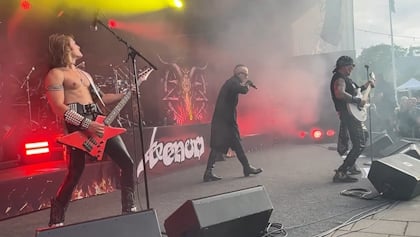 Watch: Founding VENOM Members MANTAS And ABADDON Joined By NERGAL, ERIK DANIELSSON, DAVID VINCENT At Uppsala Concert