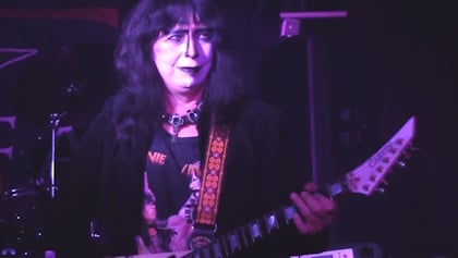 Former KISS Guitarist VINNIE VINCENT Announces New Limited-Edition CD Single 'Ride The Serpent'