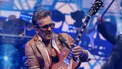 VIVIAN CAMPBELL Records New SWEET SAVAGE Songs For First Time In Nearly 45 Years