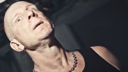 CLAWFINGER's ZAK TELL Doesn't Feel His Band's Anti-Racist Song 'N*****' Was That Misunderstood: 'It's More Of A Problem Now Than It Was Then'