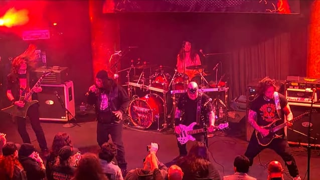Watch: STEVE 'ZETRO' SOUZA Performs EXODUS And TESTAMENT Classics In San Francisco